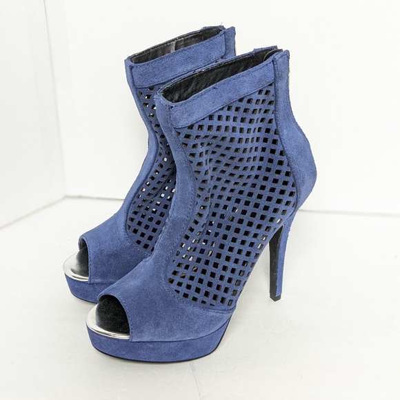 Colin Stuart suede heels - Picture 16 of 16